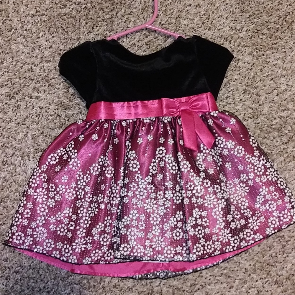 Elegant Black and Fushia pink dress